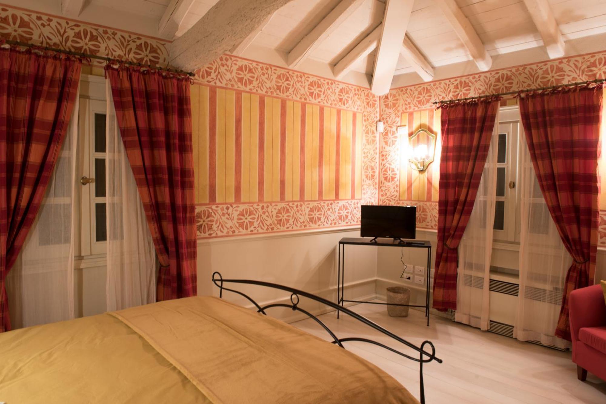 Il Borgo Di Minerva Hotel Minerbio ภายนอก รูปภาพ